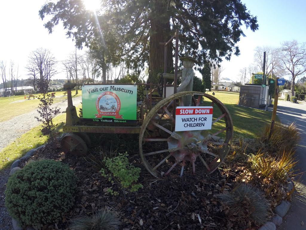Geraldine Top 10 Holiday Park Exterior photo