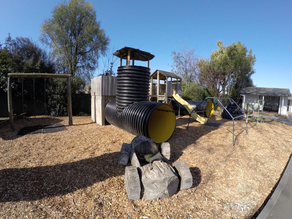 Geraldine Top 10 Holiday Park Exterior photo