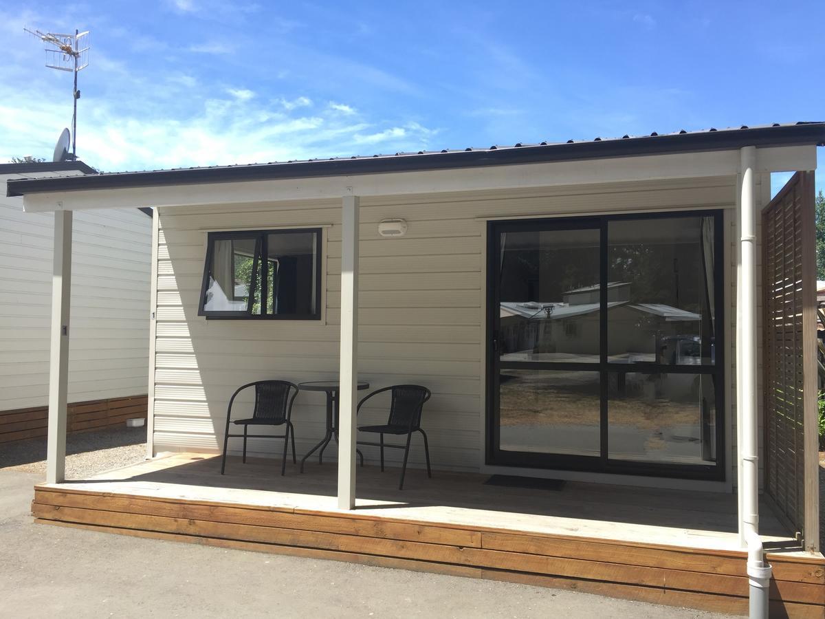 Geraldine Top 10 Holiday Park Exterior photo