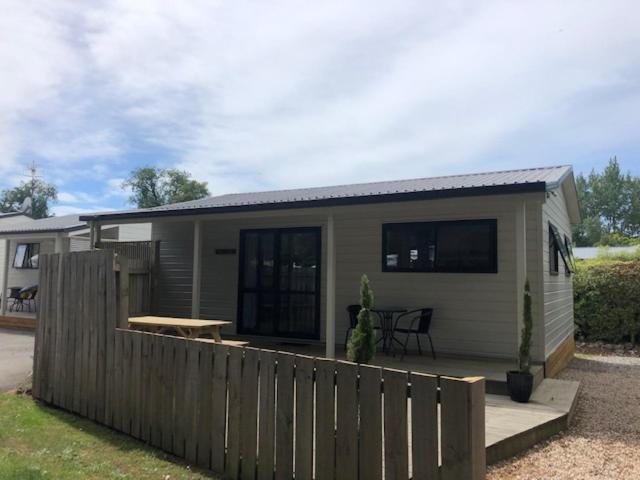 Geraldine Top 10 Holiday Park Exterior photo